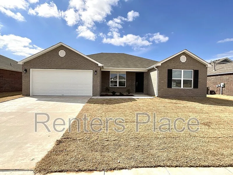 4 bed, 2.0 bath, 1631 sqft, $1,795 — Photo 1