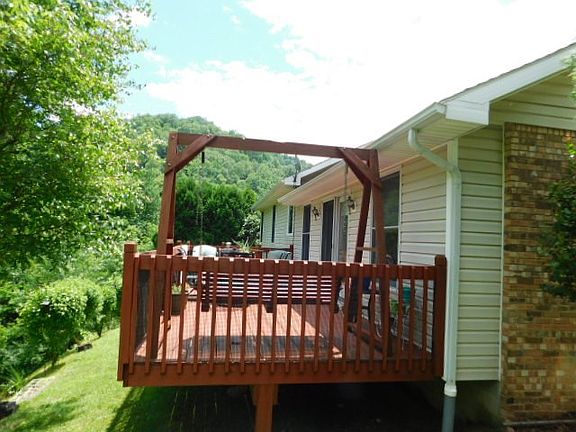 4th image of 117 Yeager Dr