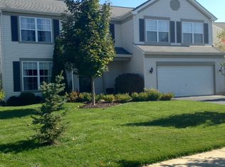 625 Turnburry Ln, Antioch, IL 60002