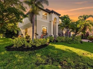 8843 Tropical Ct, Fort Myers, FL 33908