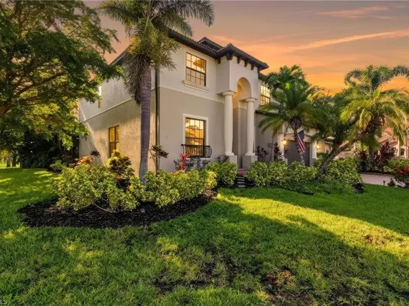 8843 Tropical CT, FORT MYERS, FL 33908