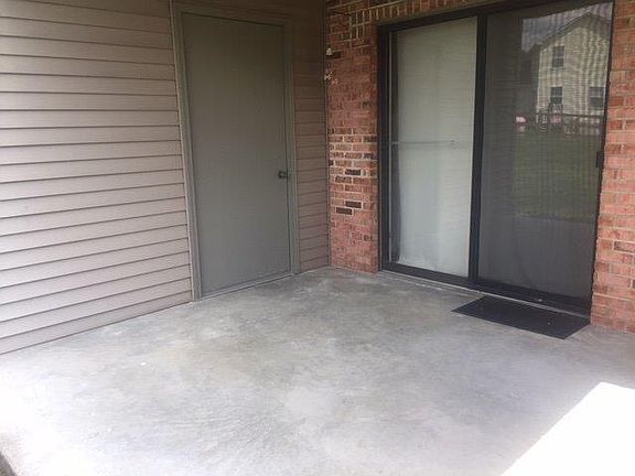 3rd image of 4212 Victorian Green Dr Unit 14