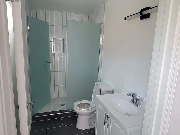 4040 Dozier St #C — Photo 7