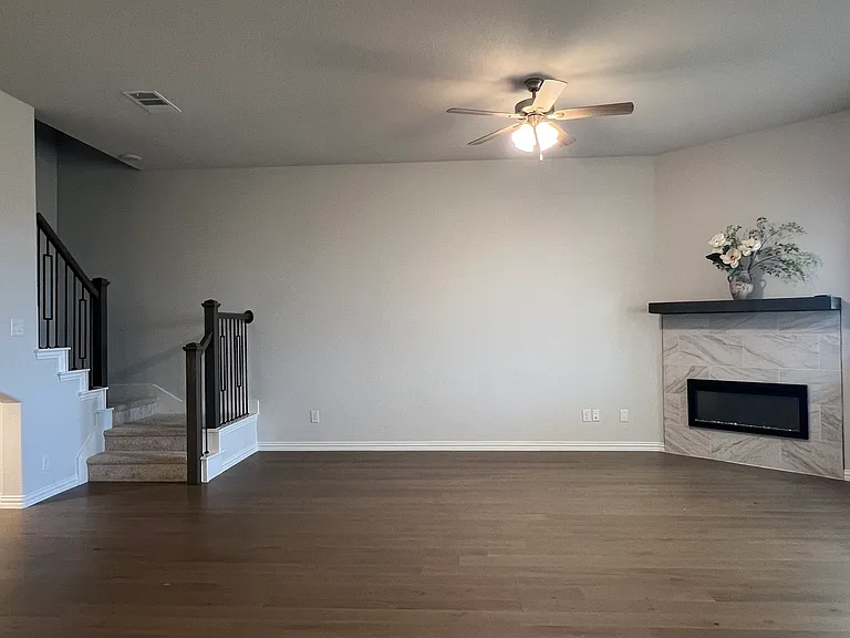 3033 Burwick Ln — Photo 15