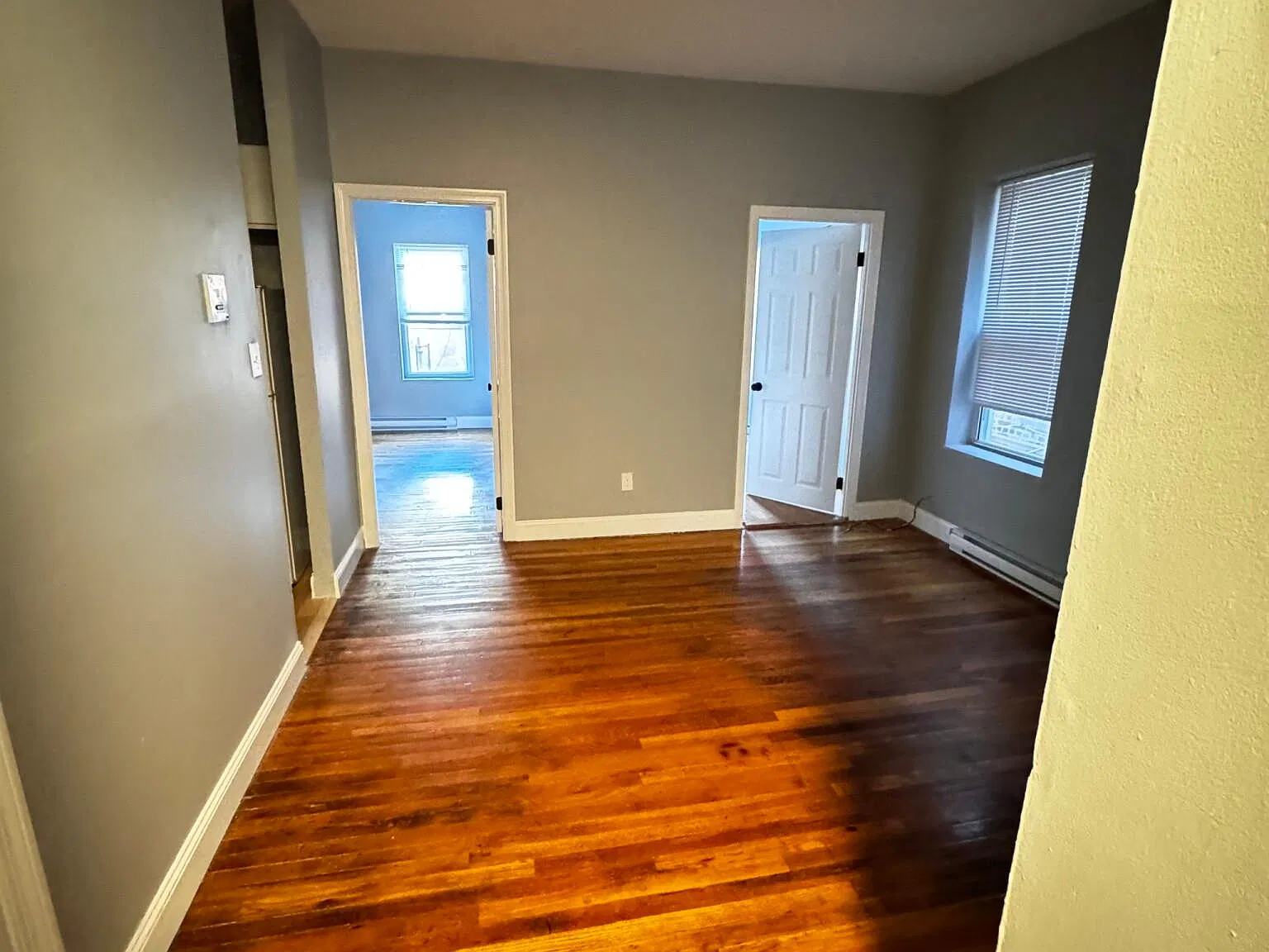 2 bed, 780 sqft, $2,800 — Photo 2