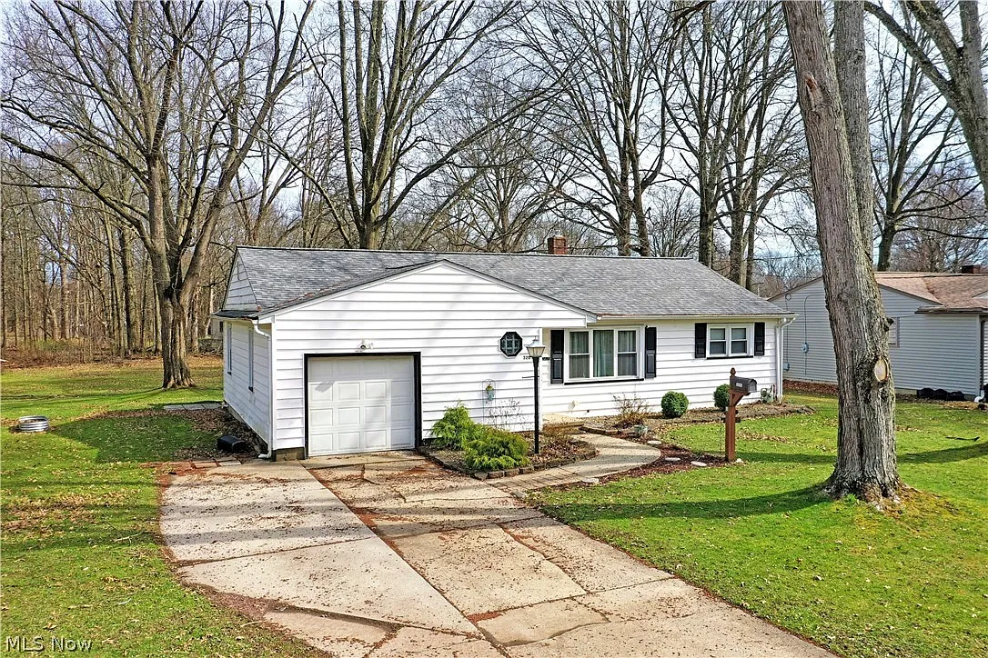 3205 Redgate Ln photo 1
