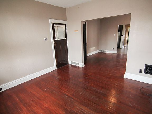 5th image of 5520 S Grand Blvd APT 2S