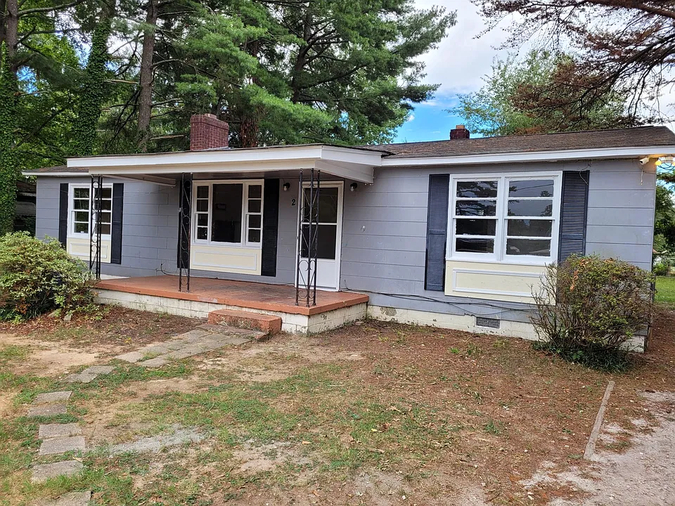 2 Lanford Dr