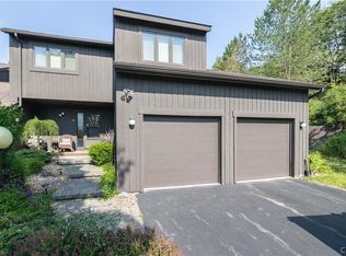 25 Fawn Rdg, Manlius, NY 13104