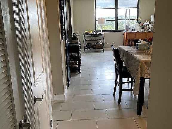 2nd image of 2616 Cove Cay Dr