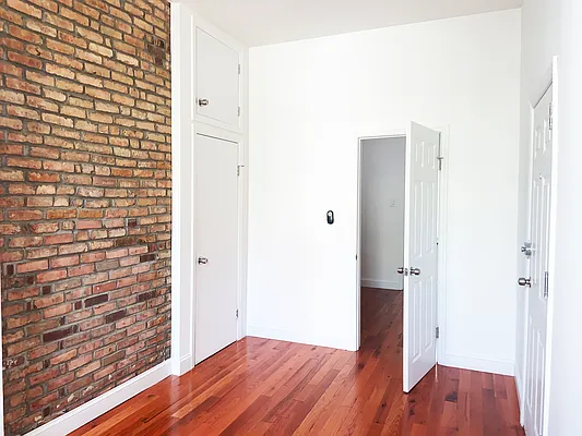 Rented by Stewart Harrison LLC | media 16