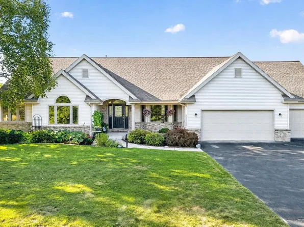 W6281 St Andrews COURT, Plymouth, WI 53073