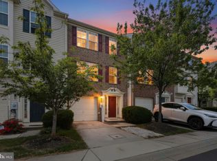 7061 Holly Springs Ln #194, Elkridge, MD 21075