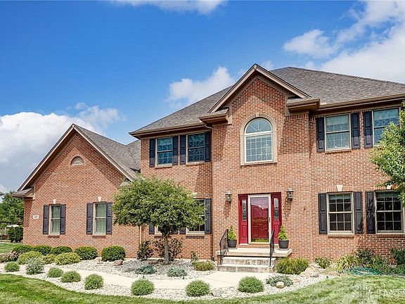 4th image of 675 Woodcreek Dr