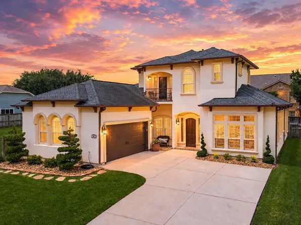 90 Wyndemere Dr, Montgomery, TX 77356
