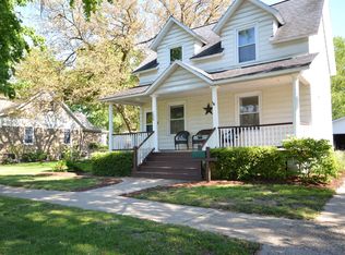 1208 Columbus Ave, Grand Haven, MI 49417