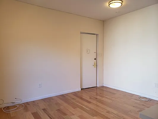 Rented by Bruma Realty LLC | media 18