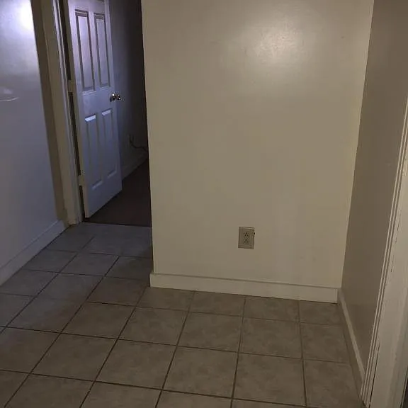 609 Grove City Rd #9 — Photo 11