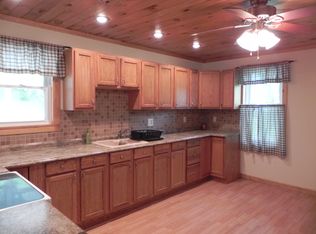 190 Main St, Lopez, PA 18628