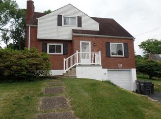 122 Cypress Dr, Pittsburgh, PA 15241