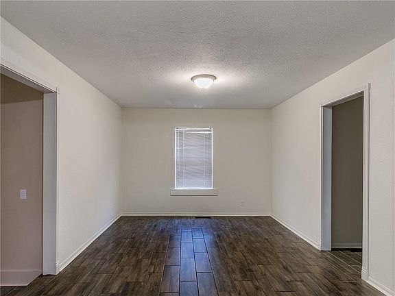 5th image of 1401 N Park Ave