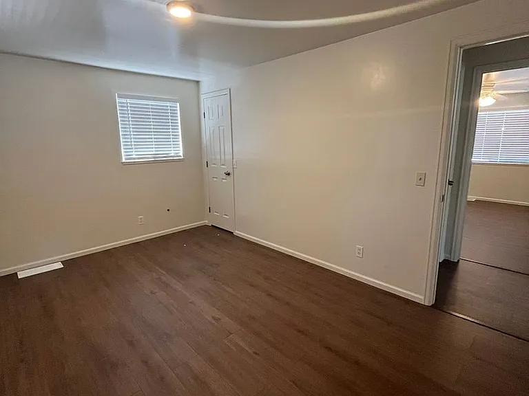 215 Cheyenne St — Photo 12