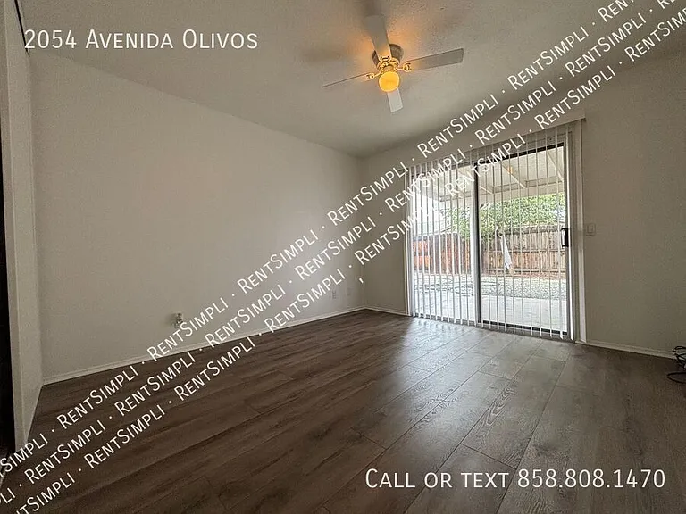 2054 Avenida Olivos — Photo 6