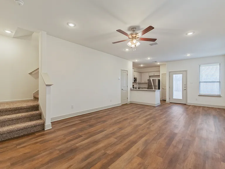7612 Briarwood Pass #102 — Photo 3