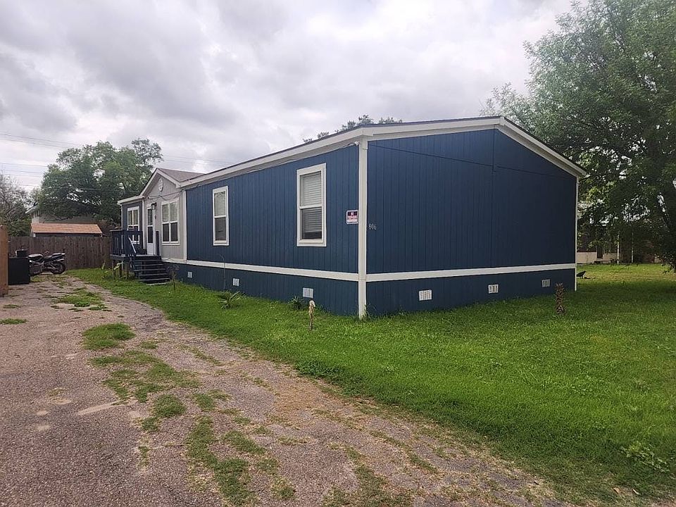 806 Wood Ave, Woodsboro, TX 78393 Zillow