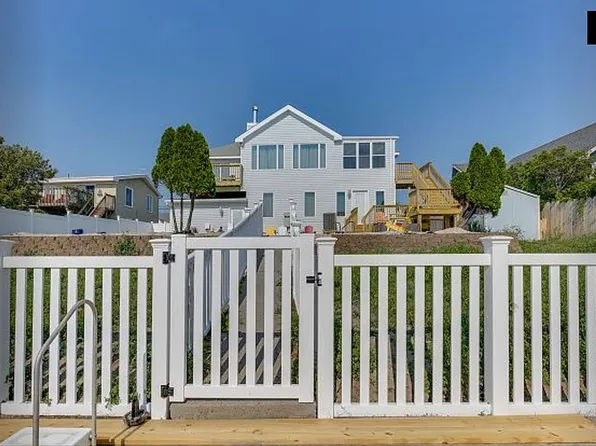 2769 Sandpiper Rd, Virginia Beach, VA 23456