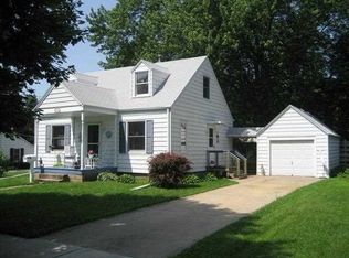 504 S 6th St, Oregon, IL 61061