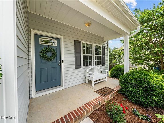 4th image of 319 Savannah Garden Drive