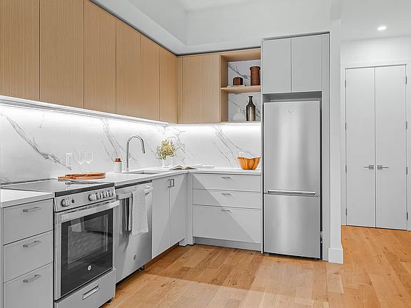 5th image of 38-27 32nd St #817