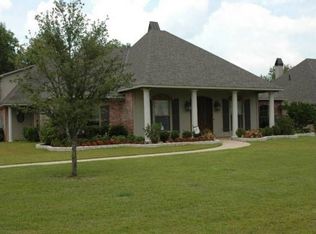 821 Brittany Ln, Bossier City, LA 71111
