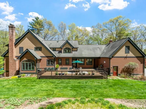 26 Corn Rd, Bolton, MA 01740