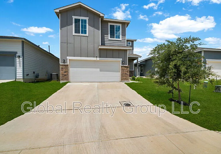 4018 Fallow Xing — Photo 1