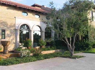 307 Windsor Rd, Laredo, TX 78041