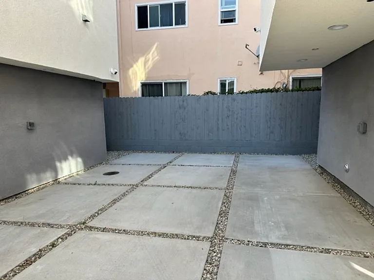 5456 Barton Ave — Photo 20