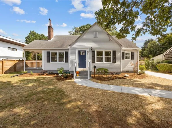 821 Holland St, Winston Salem, NC 27101