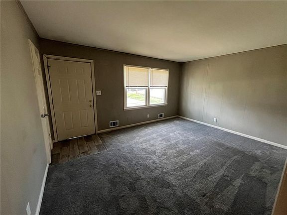 3rd image of 6611 College Ave