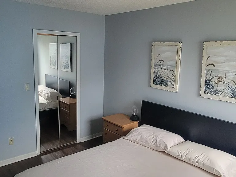 Room B -$750