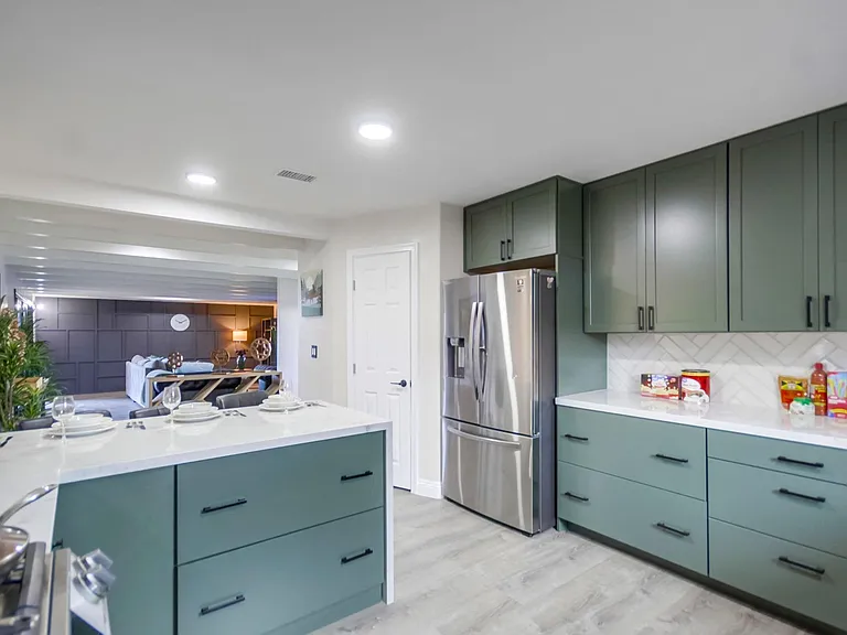 Compact charm! Our kitchenette is equipped for all your cooking needs!