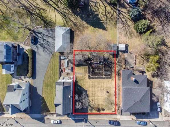41 Buschmann Ave, Haledon Boro, NJ 07508