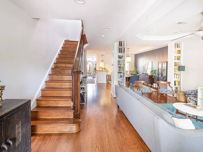 3815 New Hampshire Ave NW — Photo 4