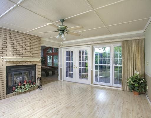 5th image of 1502 Water Oak Way S