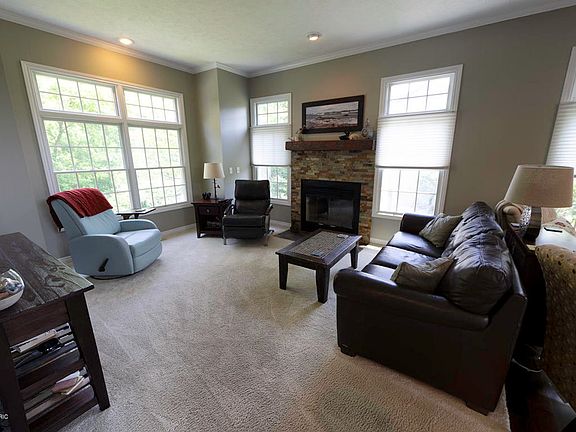 4th image of 6700 Glen Hollow Dr SE
