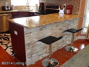 3rd image of 9403 Summer Wynde Ct