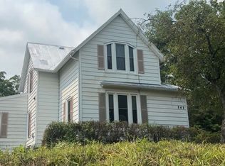 842 Walnut St, Baraboo, WI 53913