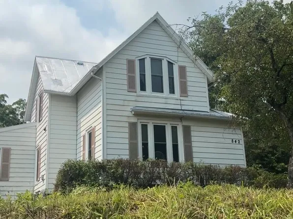 842 Walnut St, Baraboo, WI 53913