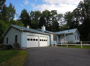 13 Autumn Ln, Newfane, VT 05345